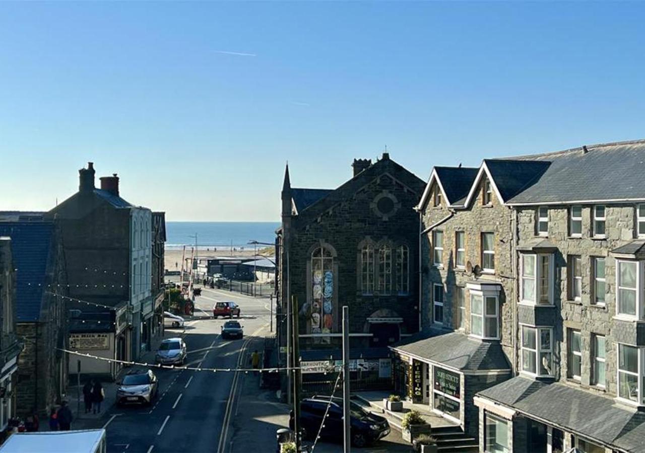 Luxury 4 Bedroom Seaside Apartment - Glan Y Werydd House Barmouth Exterior foto